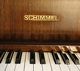 schimmel piano logo